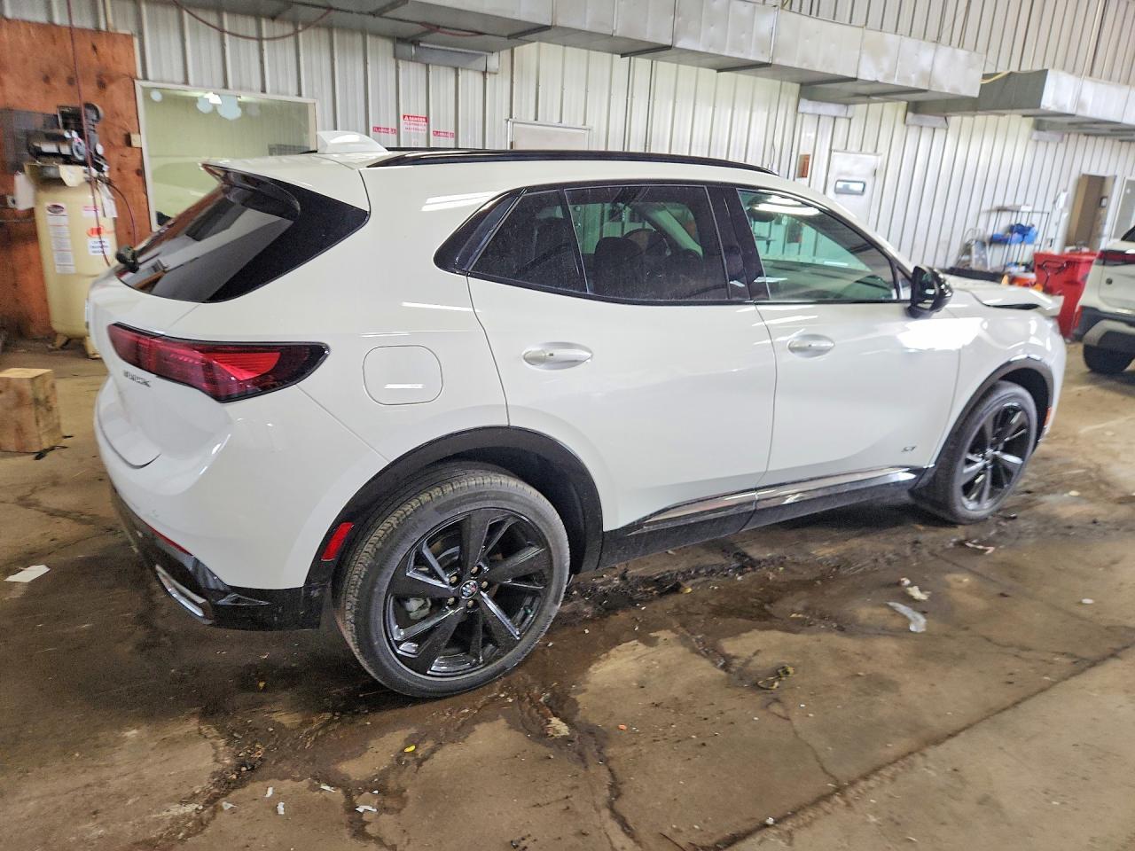 2025 Buick Envision Sport Touring - Фото 3