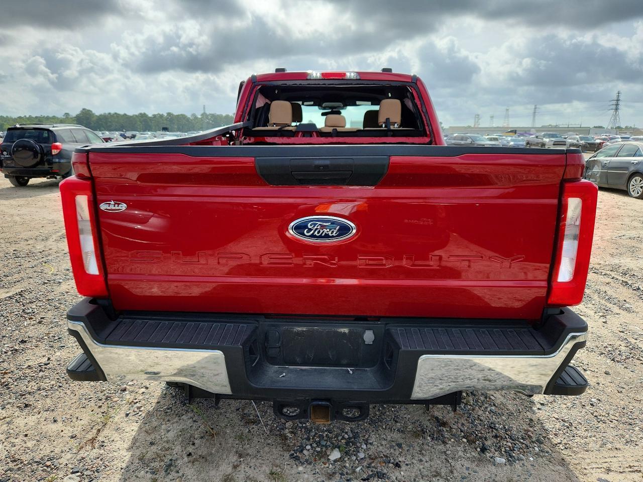2024 Ford F250 Super Duty - Image 6