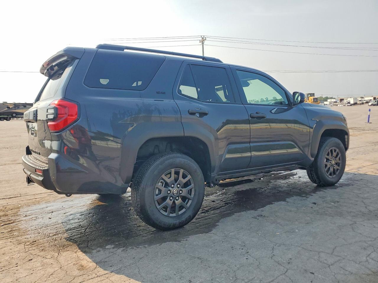 2026 Toyota 4Runner Sr5 - Image 3
