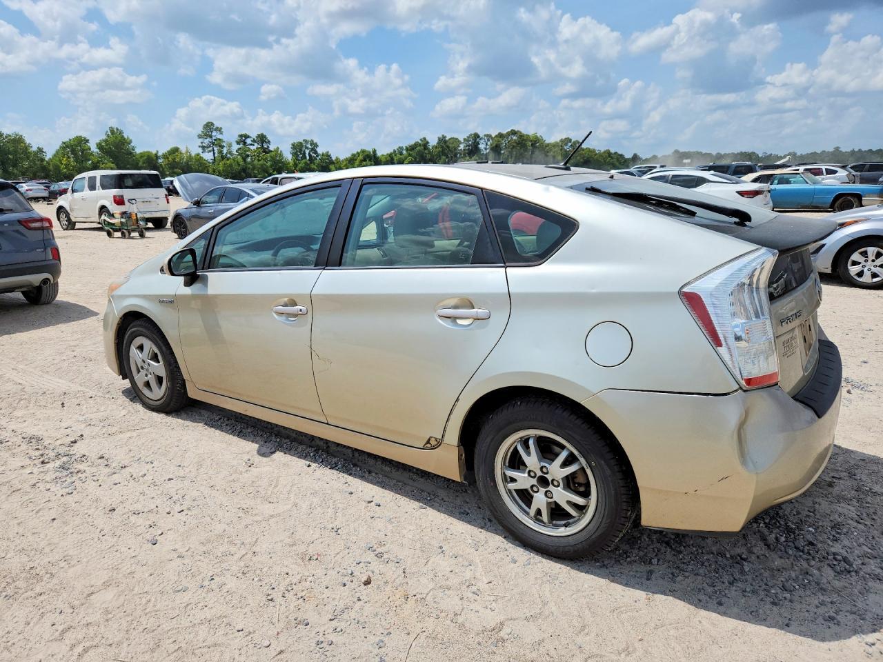 2010 Toyota Prius Ii - Фото 2