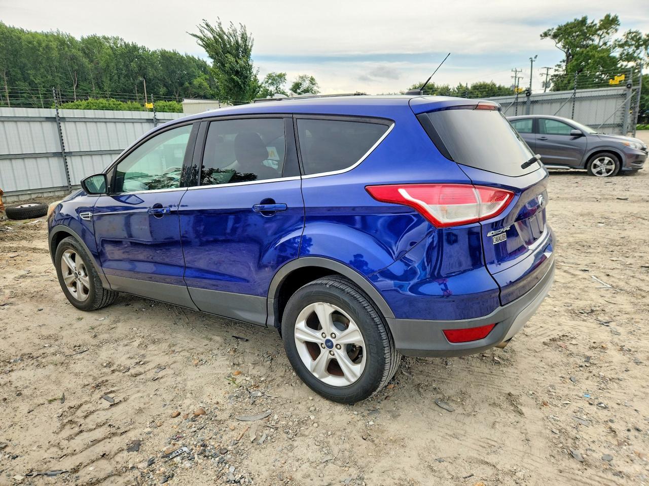 2015 Ford Escape Se - Фото 2
