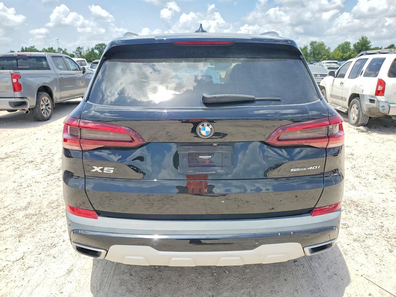 2021 BMW X5 Sdrive 40I - Фото 6