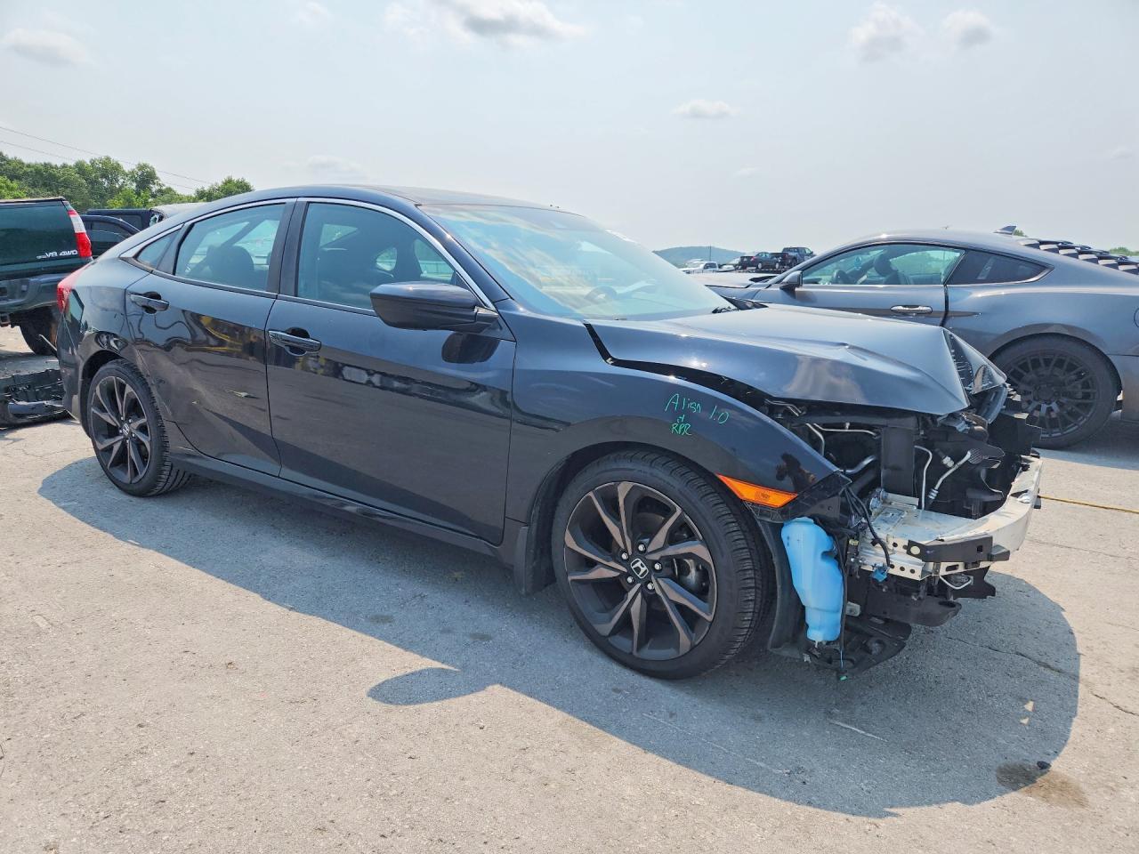 2020 Honda Civic Sport - Фото 4