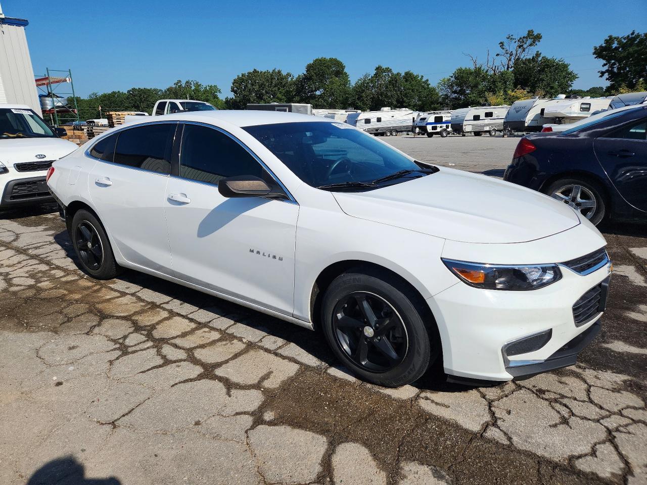 2016 Chevrolet Malibu Ls - Фото 4