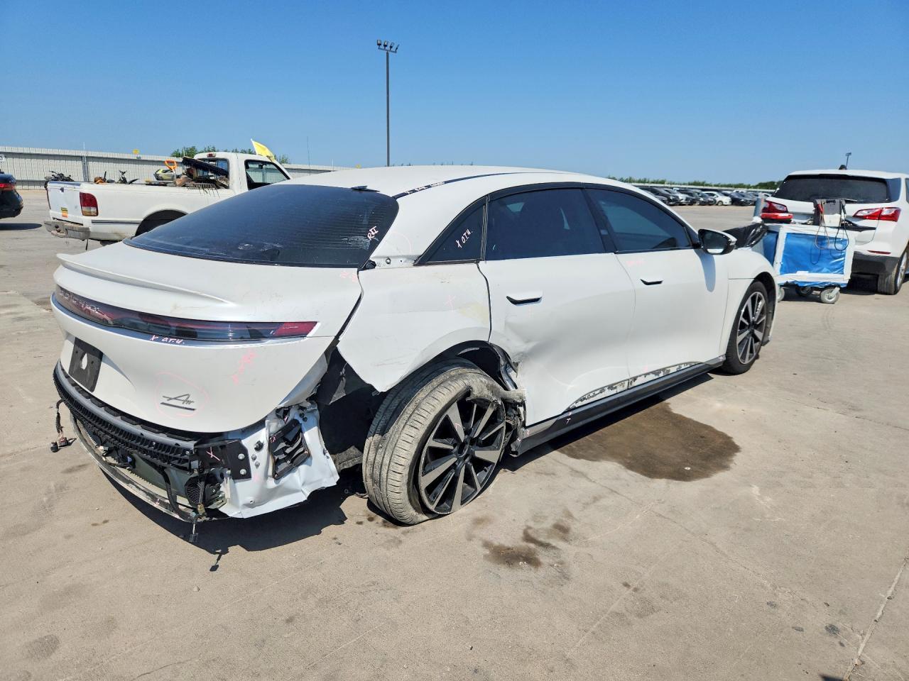 2023 Lucid Motors Air Touring - Фото 3