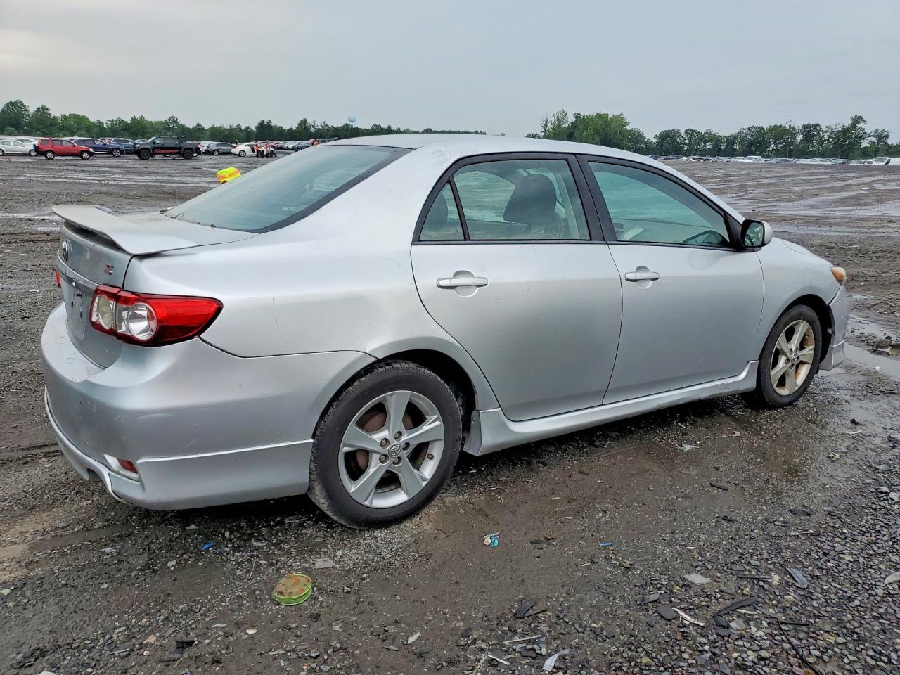 2013 Toyota /S/Le/Xle - Фото 3