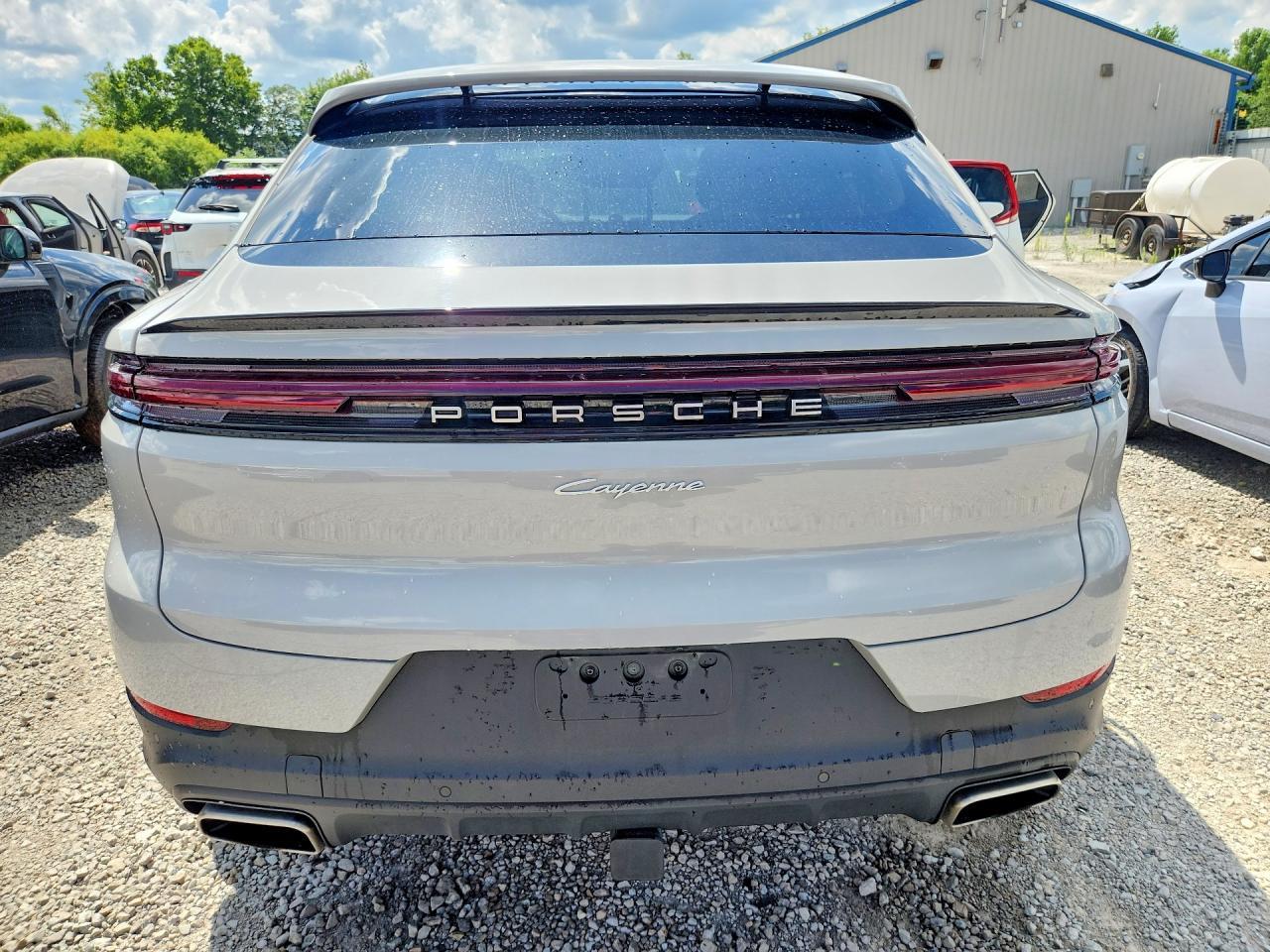 2025 Porsche Cayenne - Image 6
