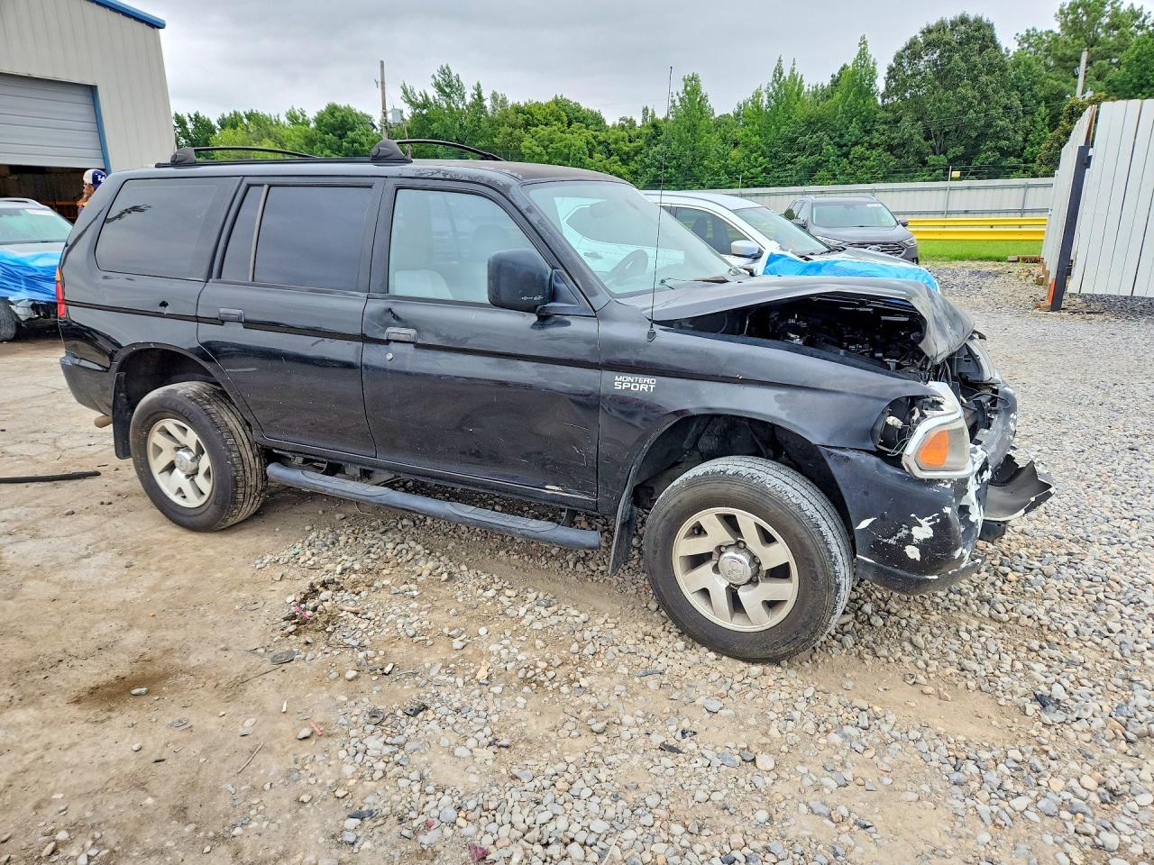 2001 Mitsubishi Montero Sport Es - Фото 4