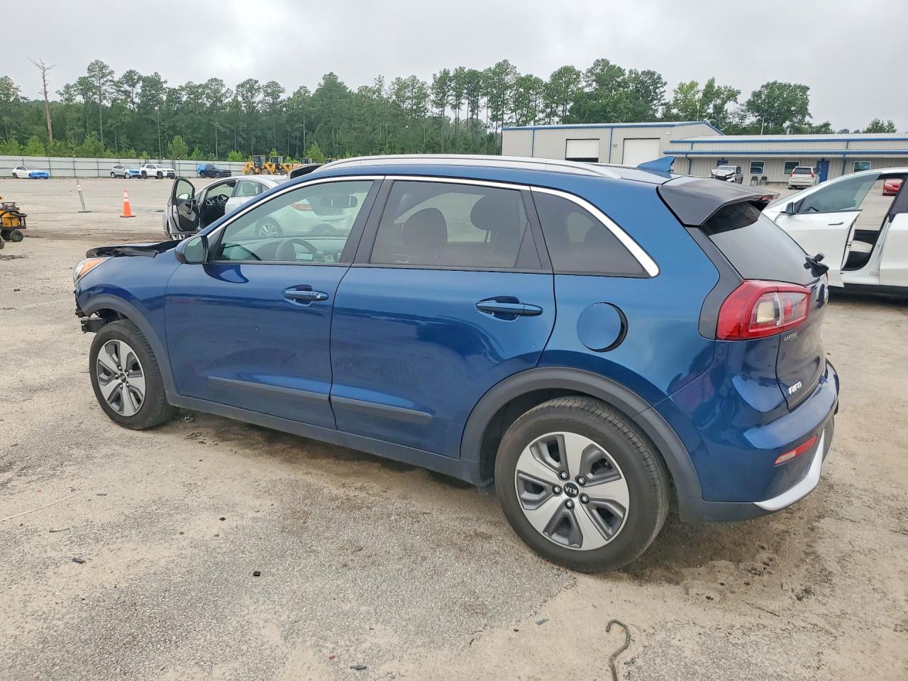 2019 Kia Niro Lx - Фото 2