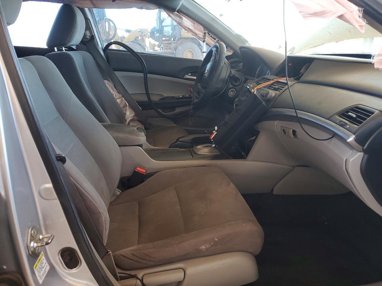 2012 Honda Accord - Image 7