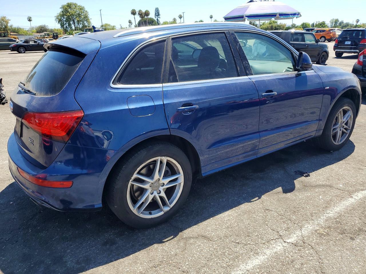 2013 Audi Q5 Premium Plus - Image 3