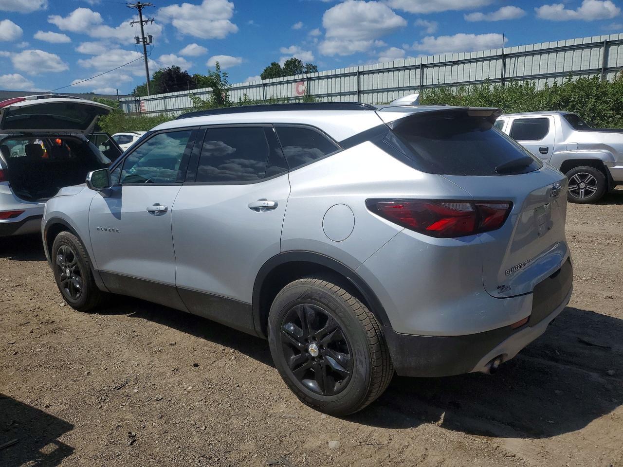 2019 Chevrolet Blazer 2Lt - Image 2