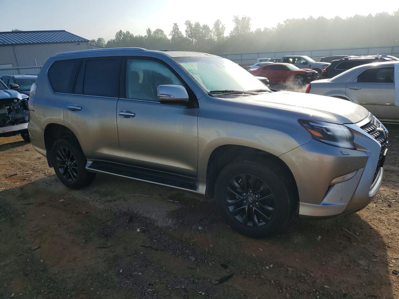 2023 Lexus Gx 460 - Image 4