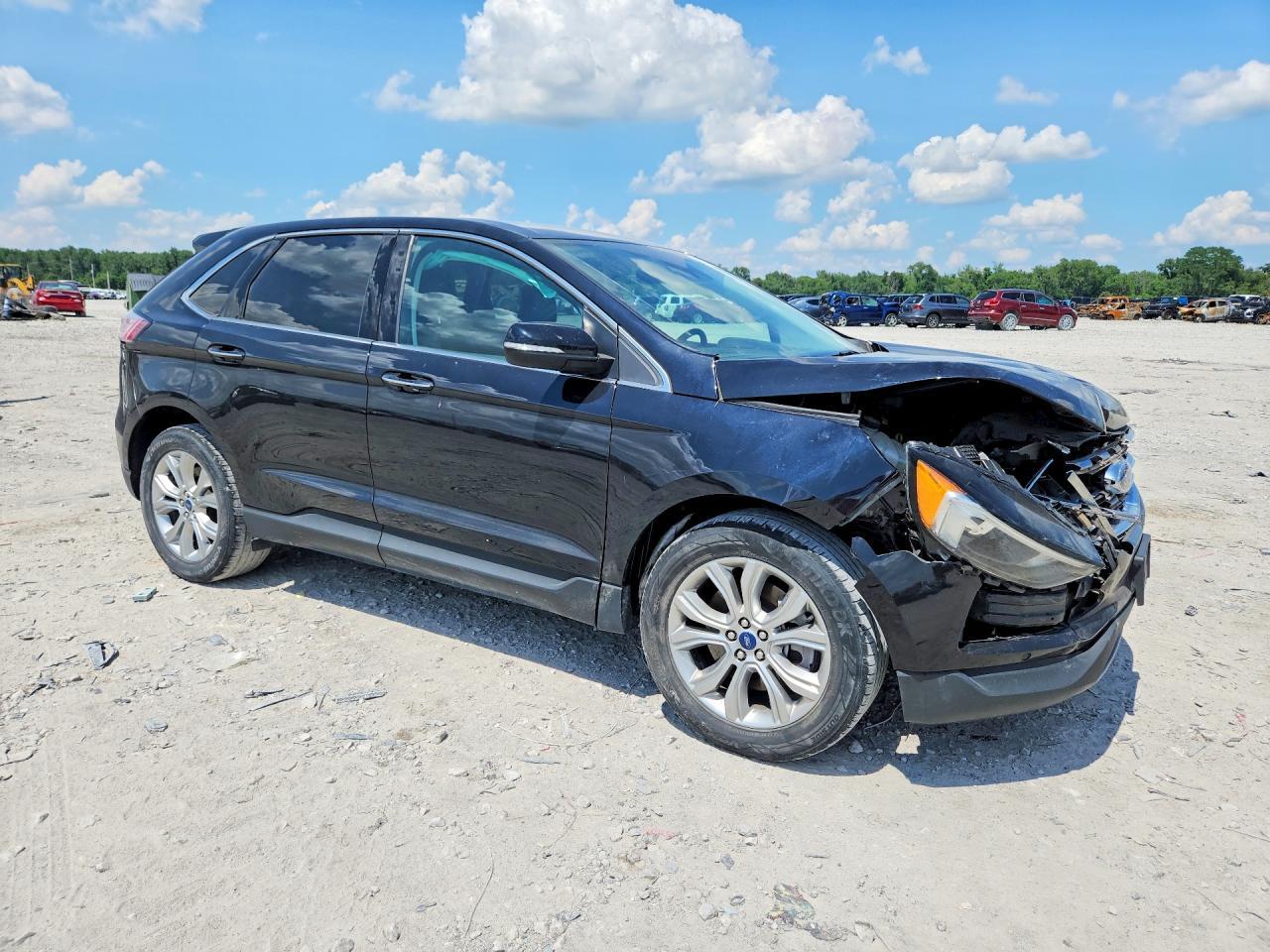 2023 Ford Edge Titanium - Фото 4