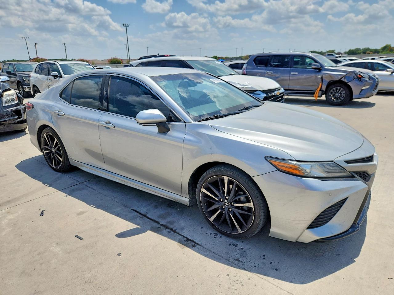2018 Toyota Camry - Фото 4
