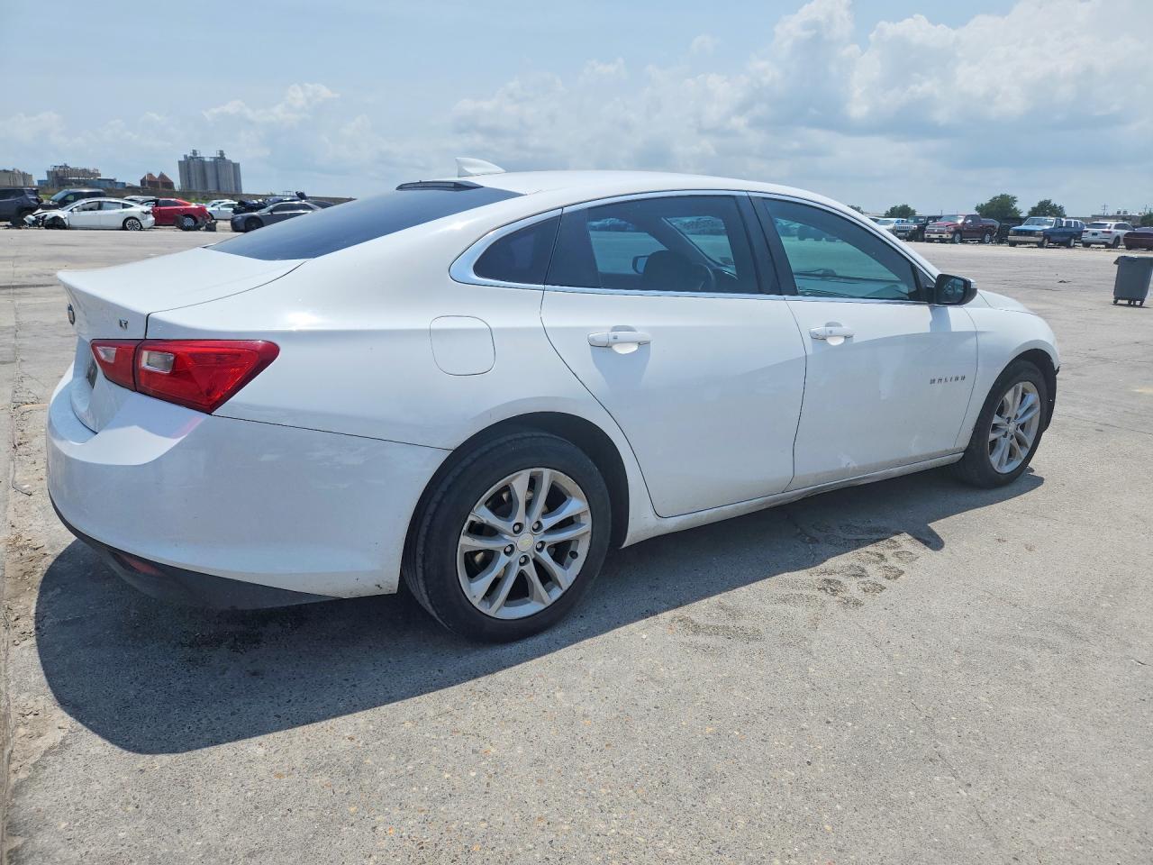 2018 Chevrolet Malibu Lt - Фото 3