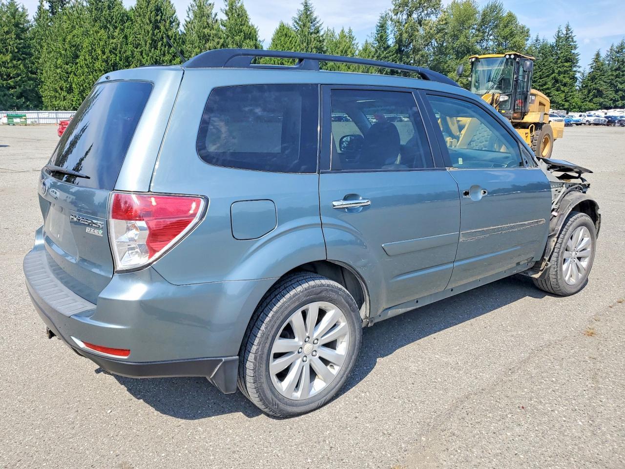 2012 Subaru Forester 2.5X Premium - Image 3