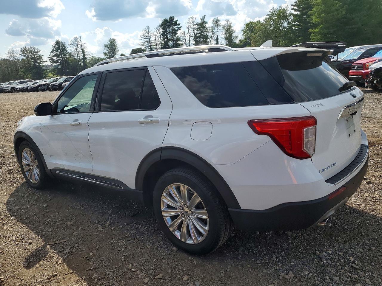 2020 Ford Explorer Limited - Image 2