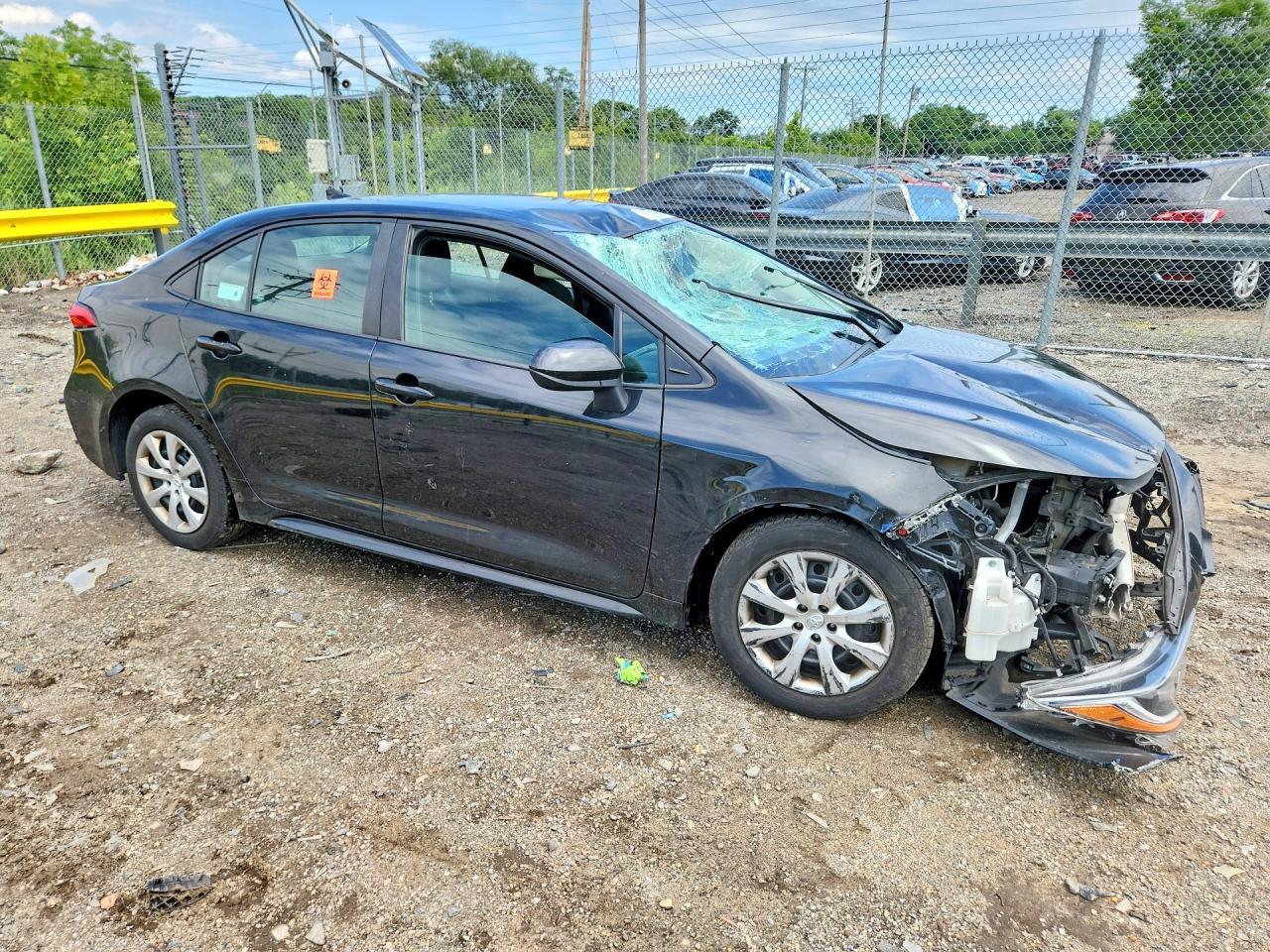 2021 Toyota Corolla Le - Image 4