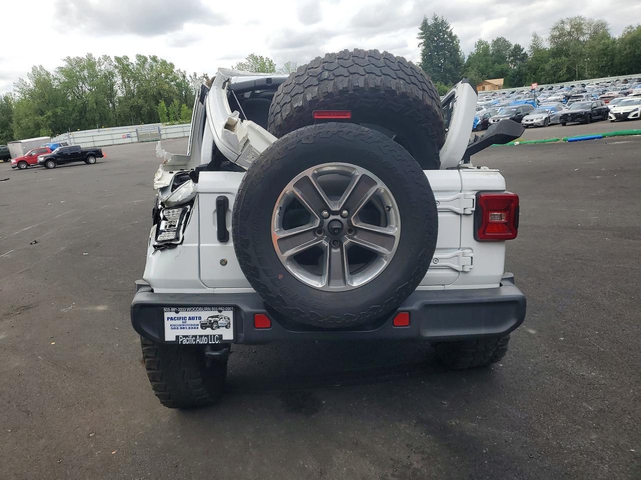 2018 Jeep Wrangler Unlimited Sahara - Фото 6