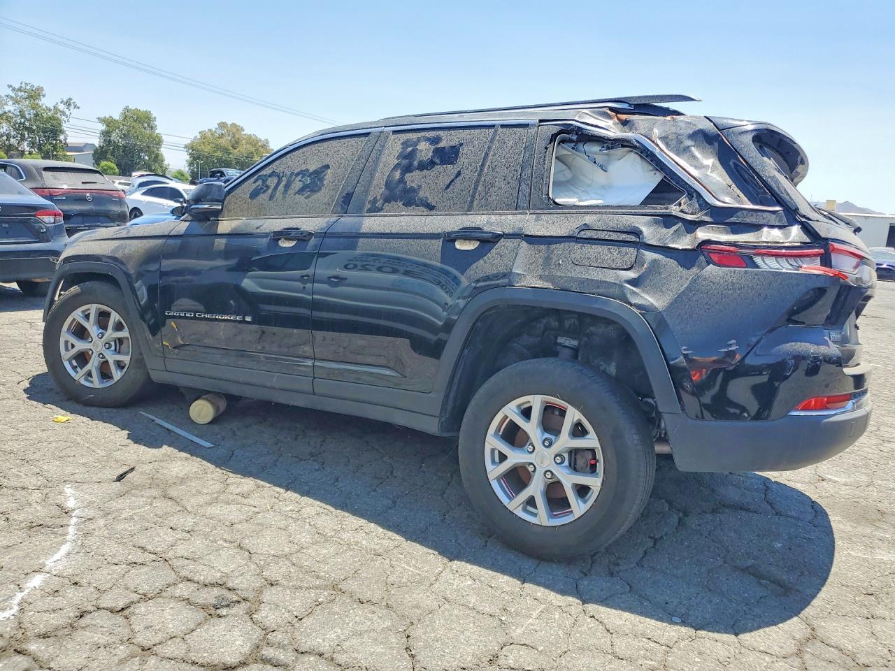 2023 Jeep Grand Cherokee Limited - Фото 2