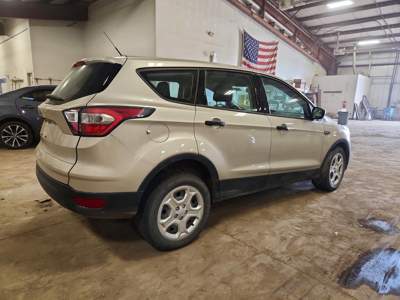 2017 Ford Escape S - Image 3