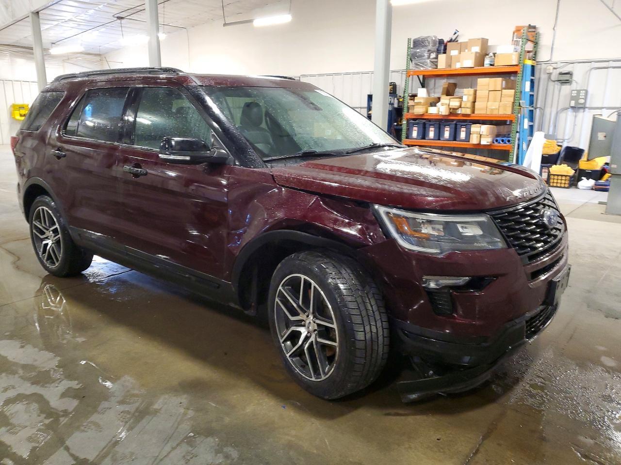 2019 Ford Explorer Sport - Image 4