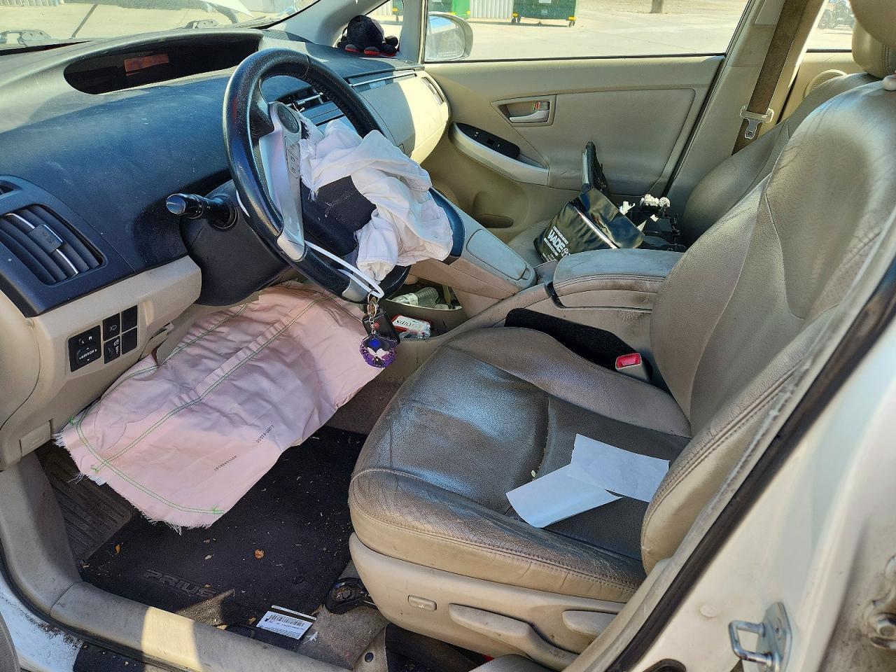 2011 Toyota Prius Five - Фото 7