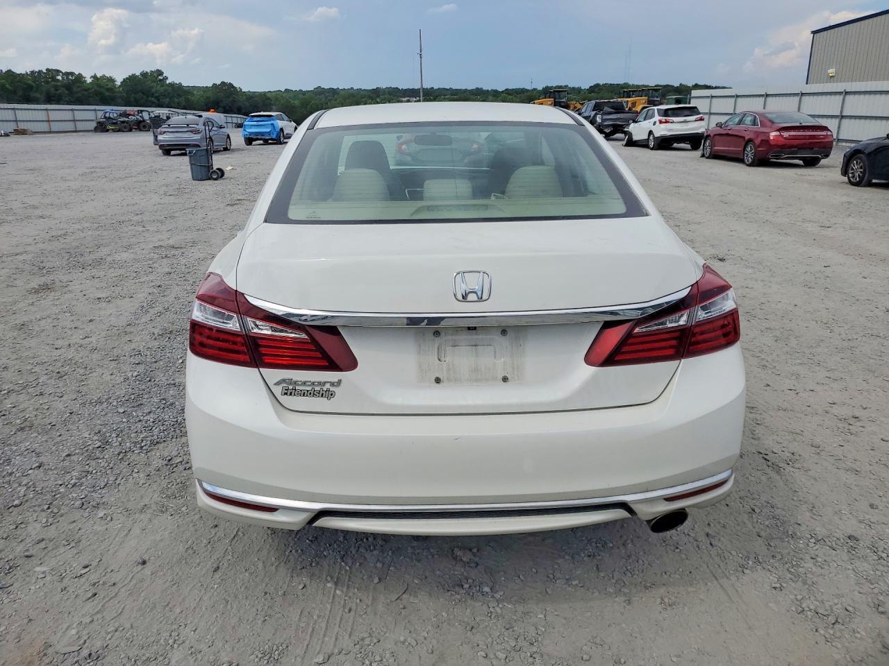 2017 Honda Accord Lx - Image 6