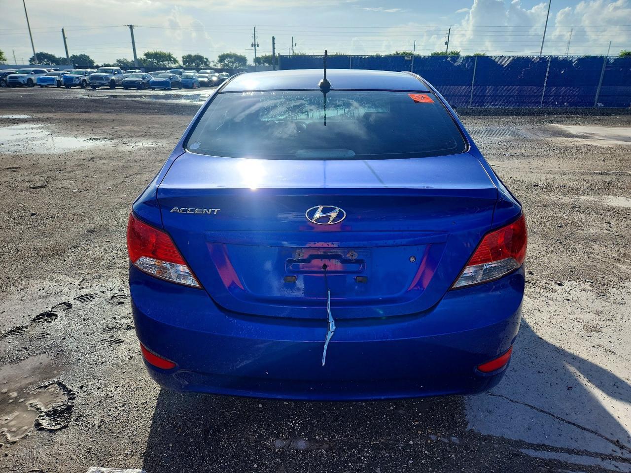 2014 Hyundai Accent Gls - Фото 6