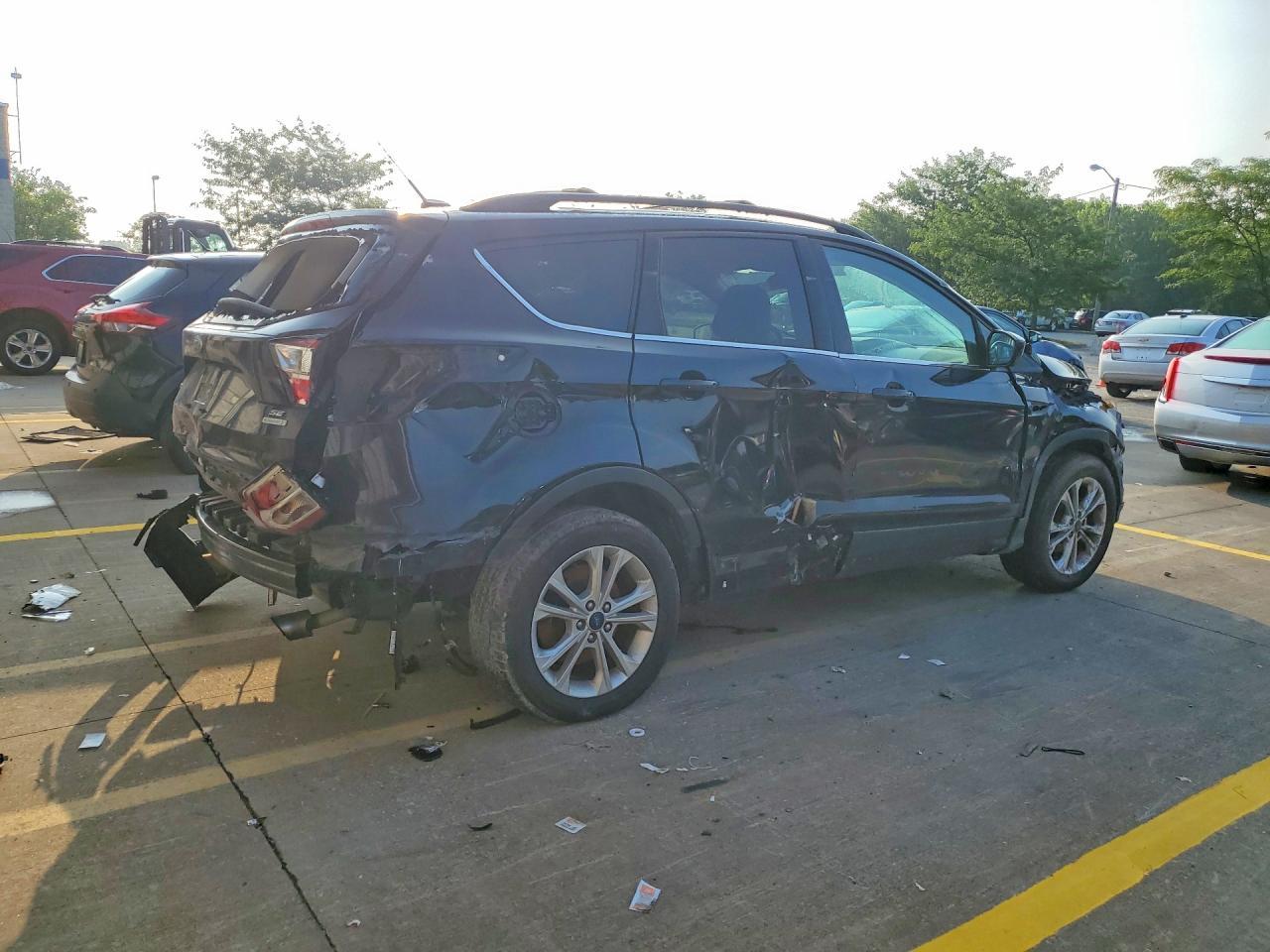 2017 Ford Escape Se - Фото 3