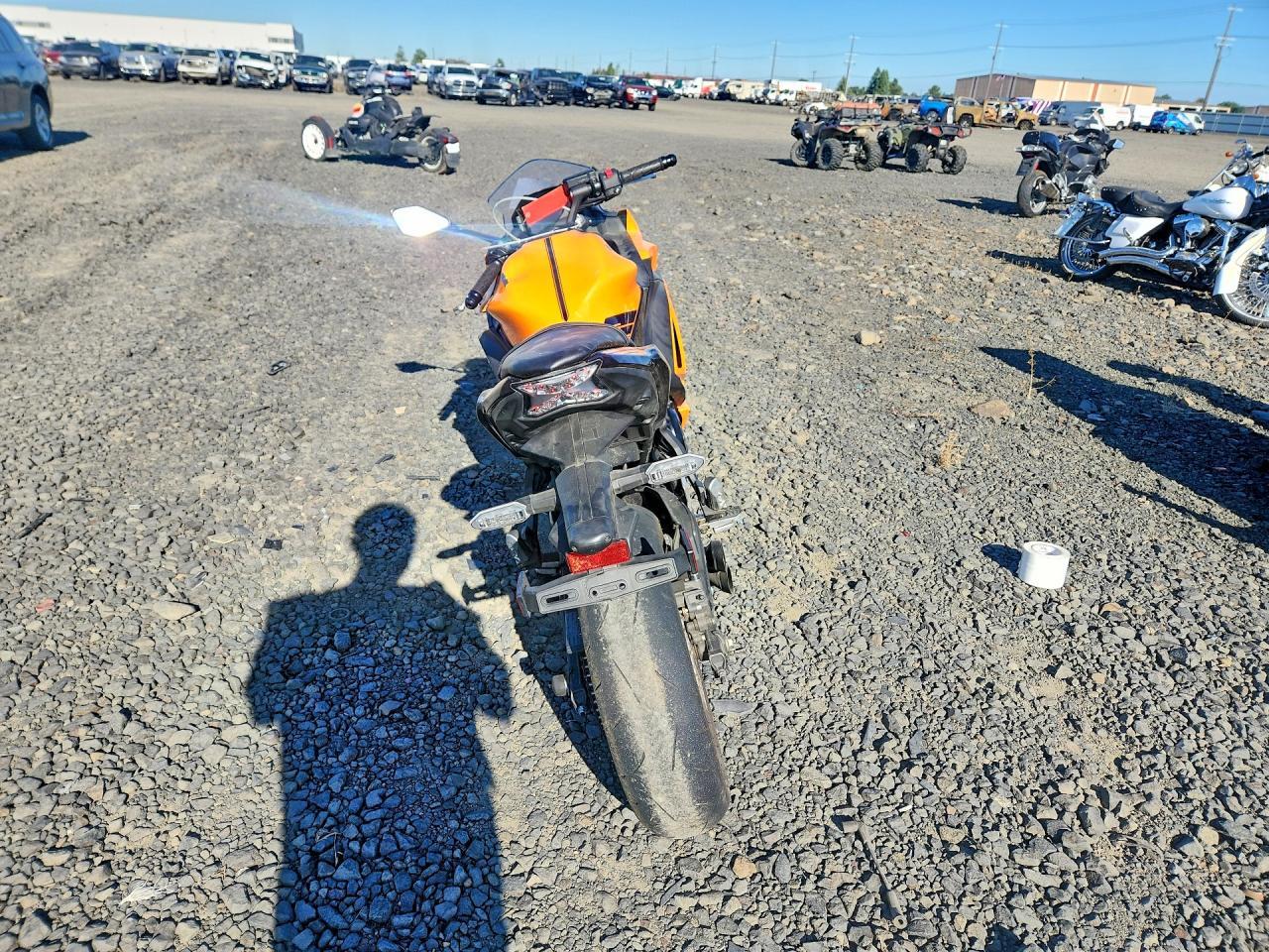 2025 Kawasaki Ex650 P - Image 4