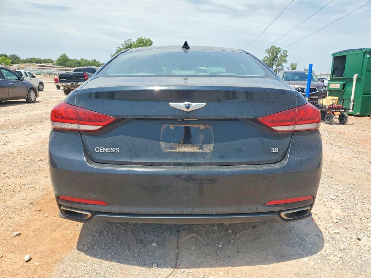 2015 Hyundai Genesis 3.8L - Фото 6