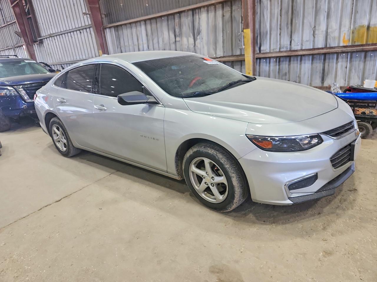 2018 Chevrolet Malibu Ls - Image 4