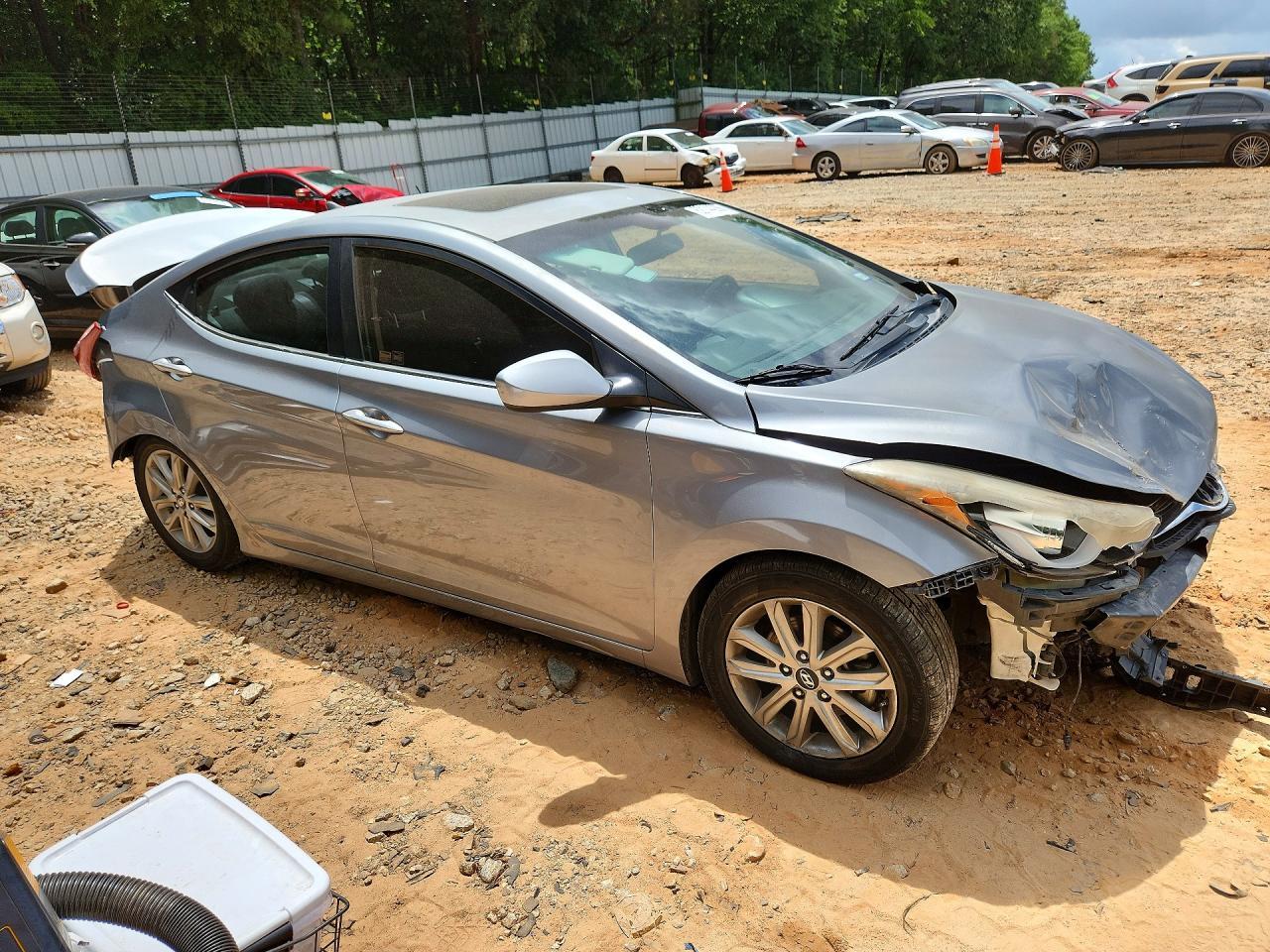 2015 Hyundai Elantra Se - Фото 4