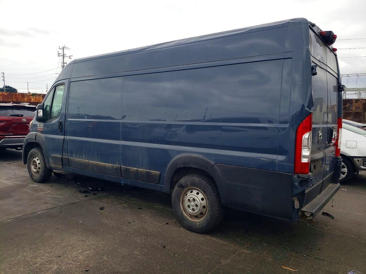 2019 Ram Promaster 3500 Delivery Van - Фото 2
