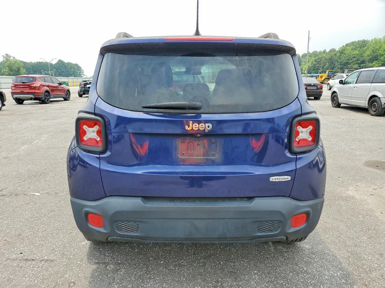 2016 Jeep Renegade Latitude - Фото 6