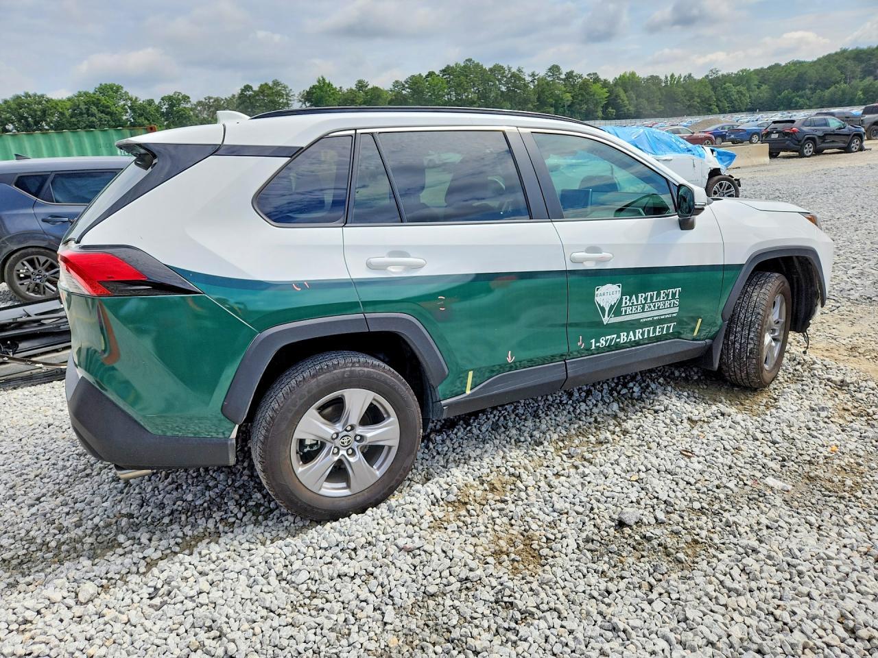 2024 Toyota Rav4 Hybrid Xle - Фото 3