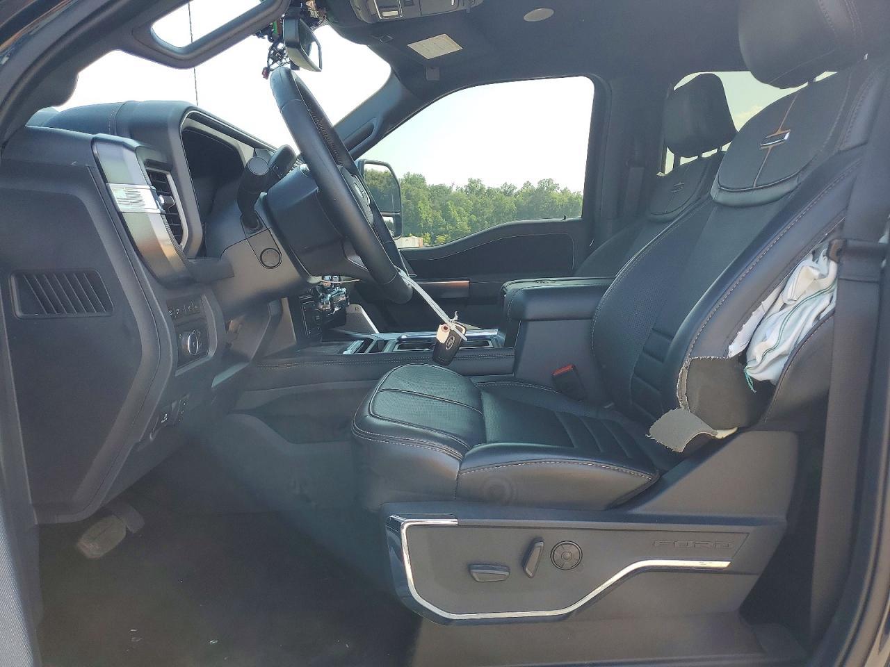 2024 Ford F250 Super Duty - Image 7
