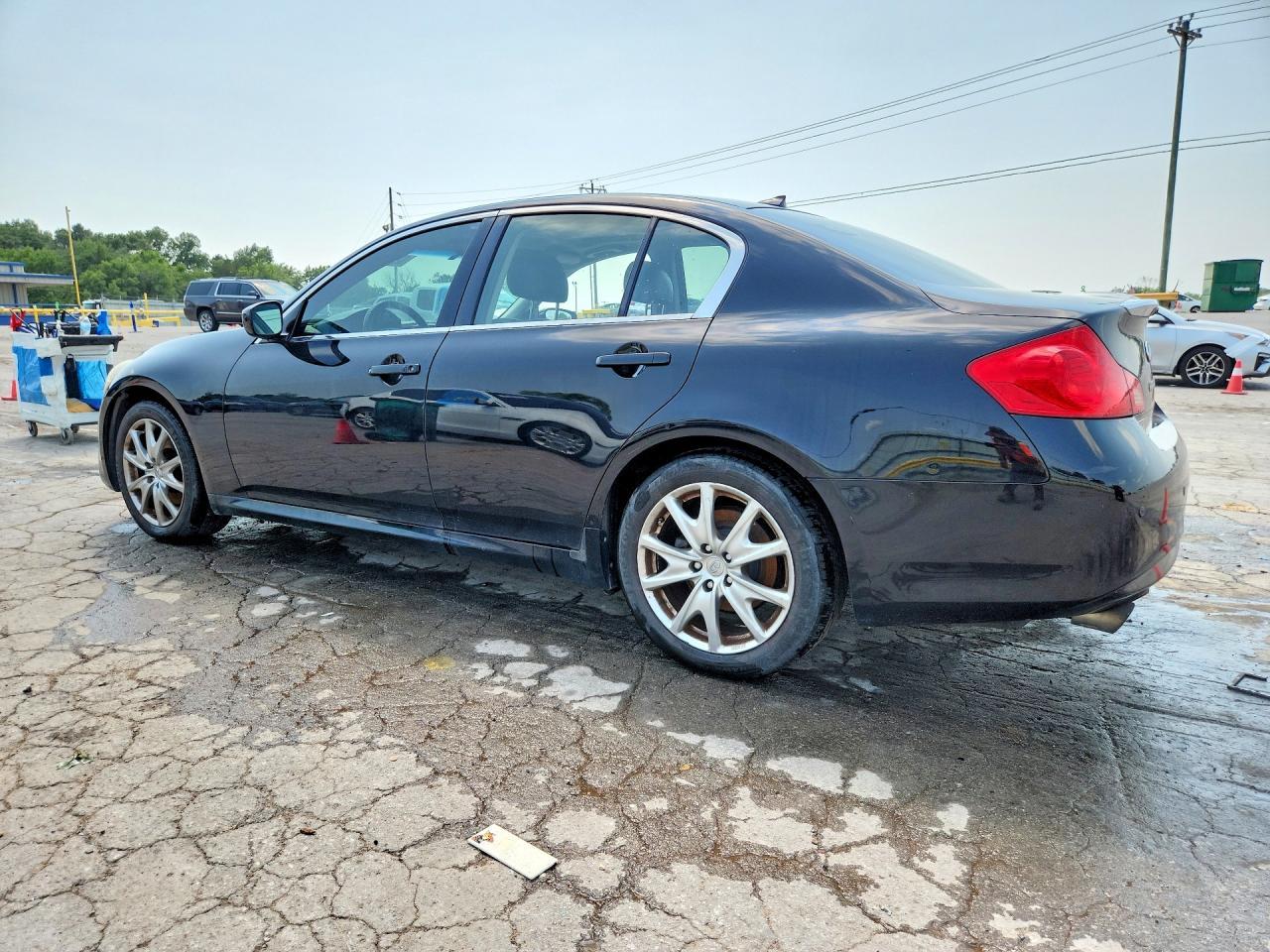 2012 Infiniti G37 Sedan X - Фото 2