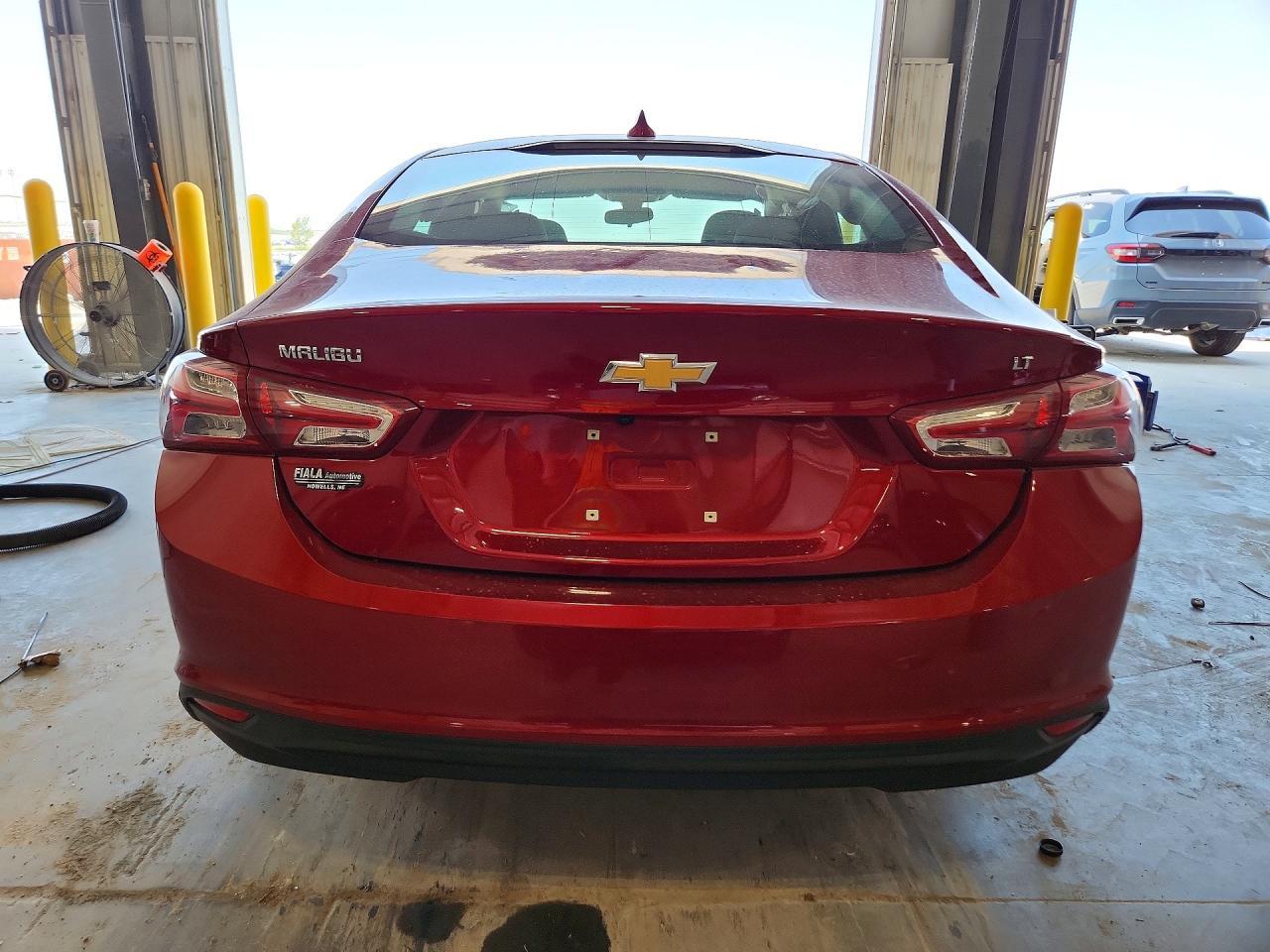 2021 Chevrolet Malibu Lt - Фото 6