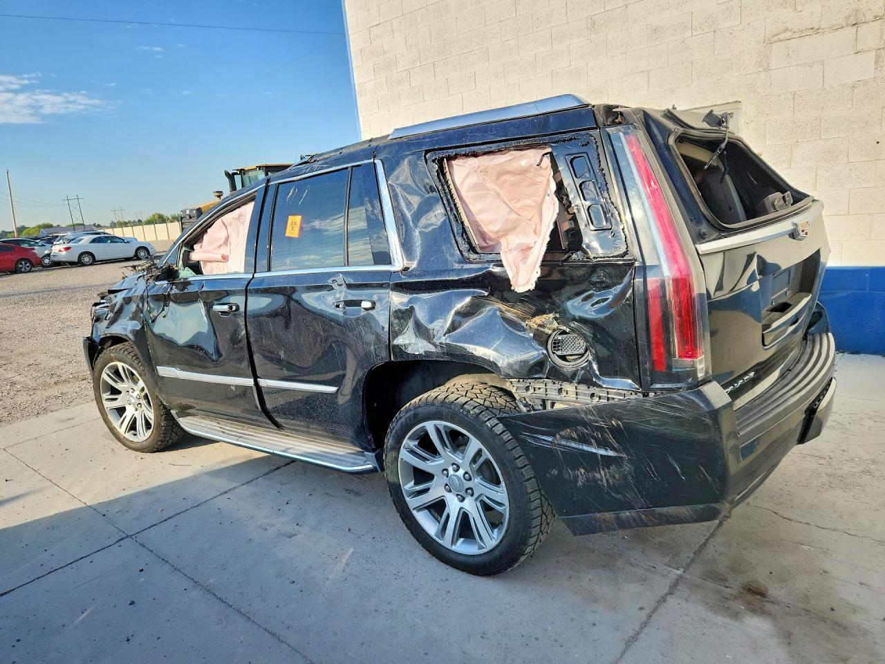 2015 Cadillac Escalade Premium - Фото 2