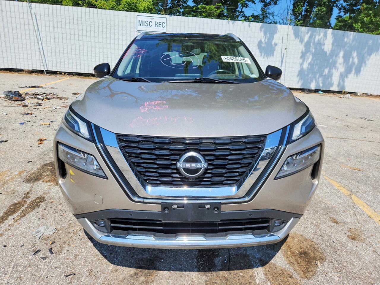 2022 Nissan Rogue Platinum - Фото 5