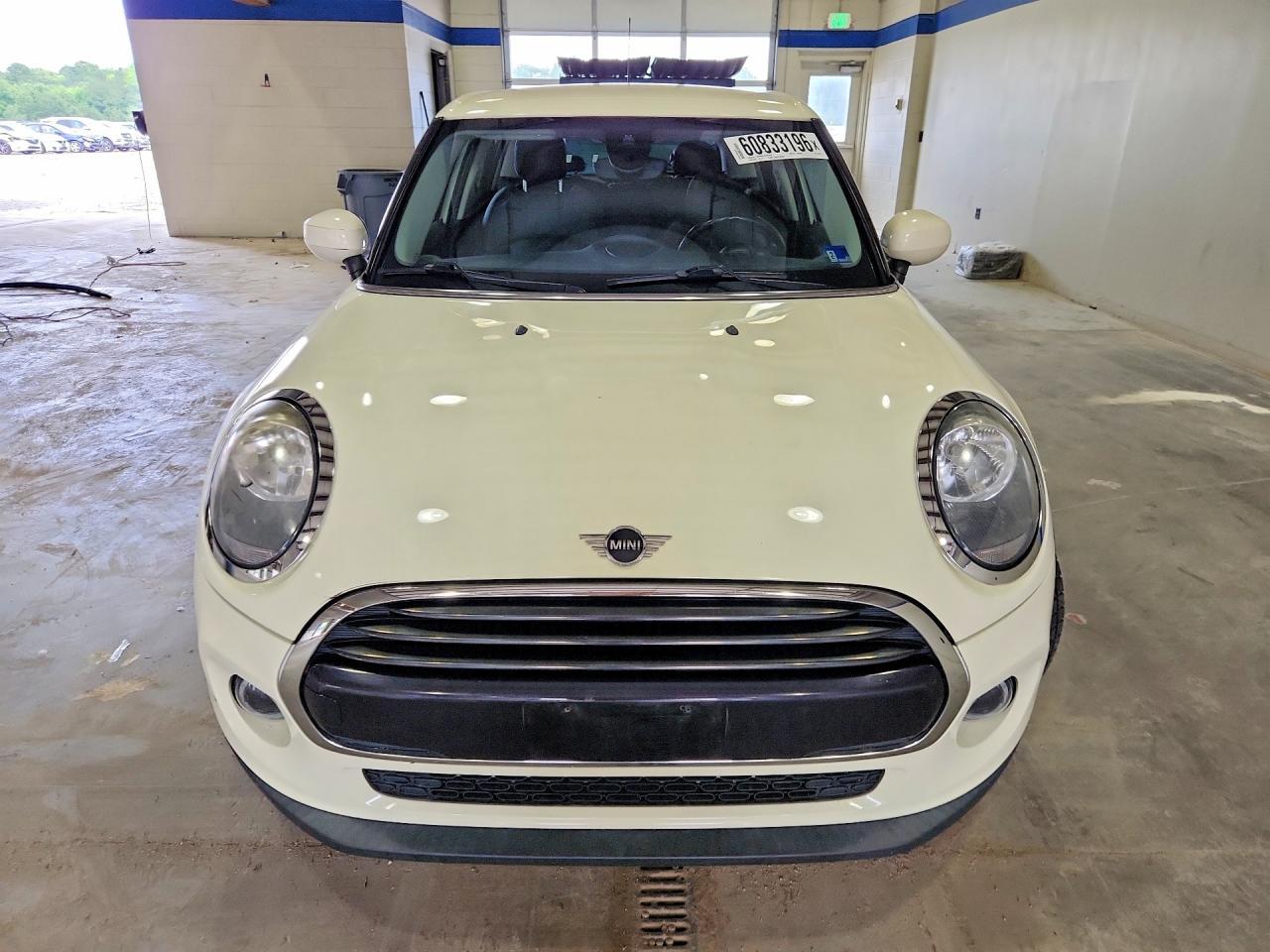 2020 Mini Cooper - Фото 5