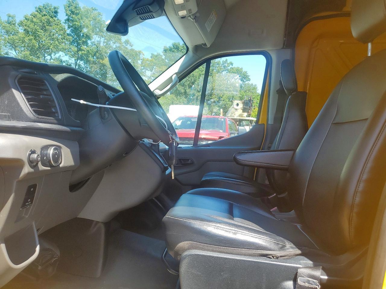 2021 Ford Transit T-250 - Фото 7