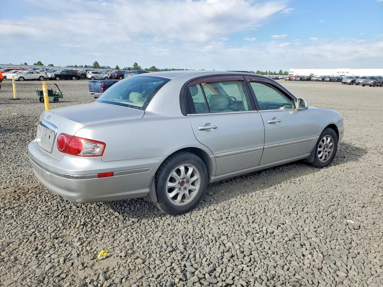 2005 Kia Amanti Base - Image 3