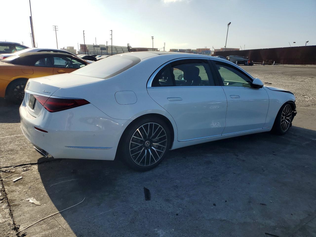 2026 Mercedes-Benz S 500 4Matic - Image 3