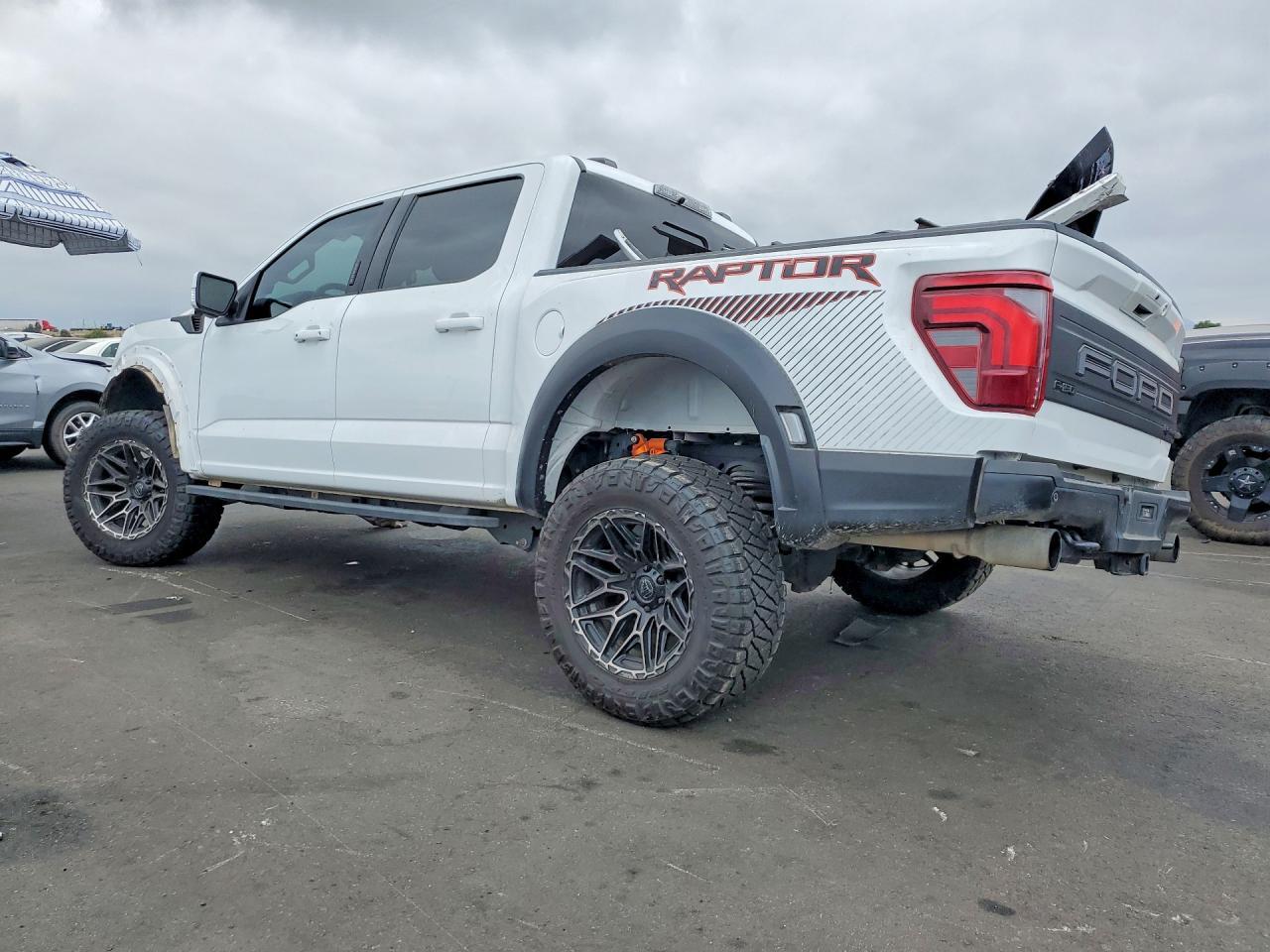 2024 Ford F150 Raptor - Фото 2