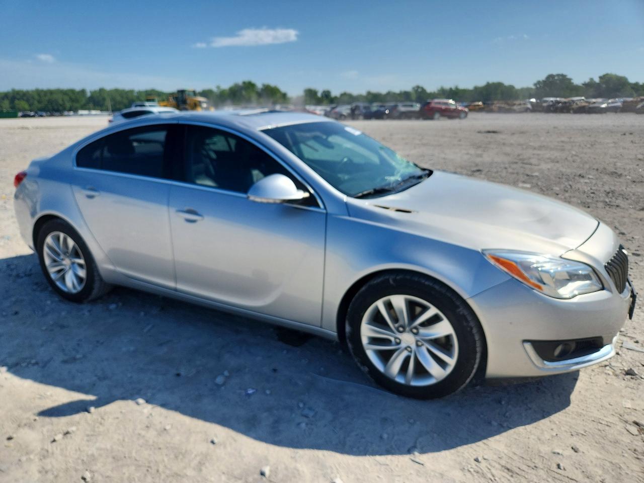 2014 Buick Regal - Image 4