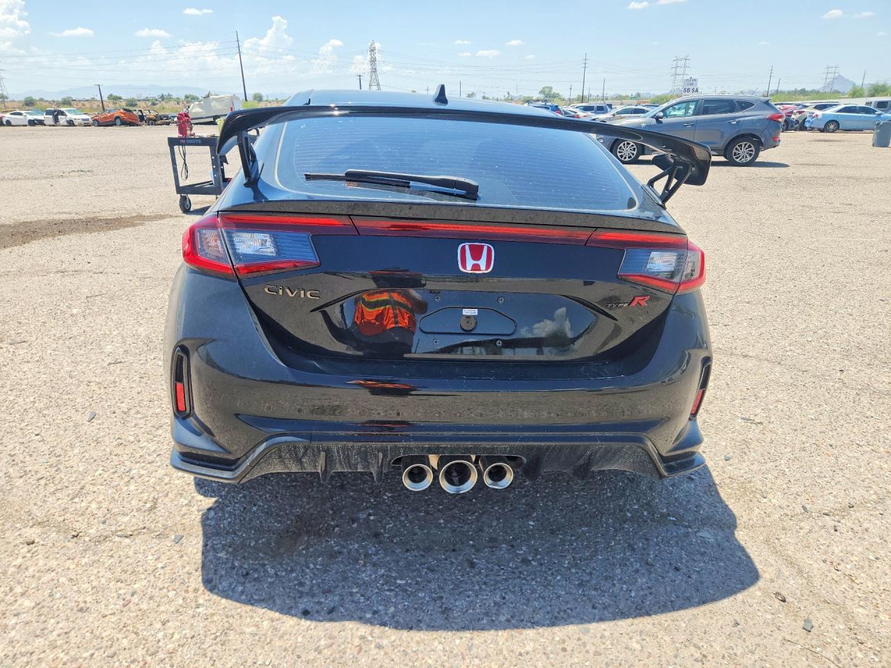 2025 Honda Civic Type-R - Image 6